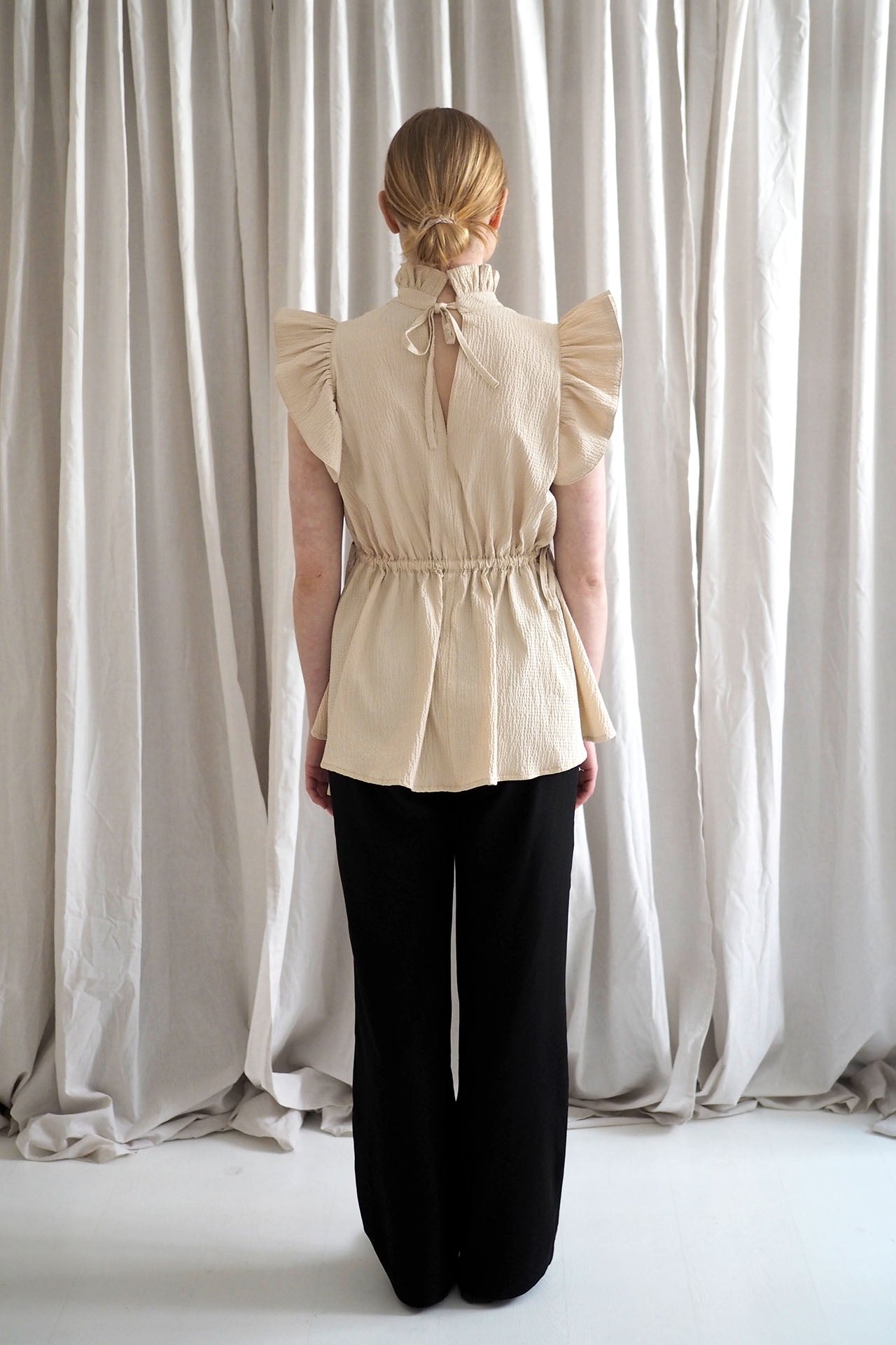 THEA TOP